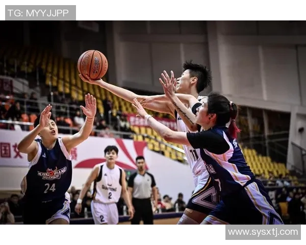 火箭与马刺激战常规赛11月11日精彩对决展现篮球魅力与团队精神